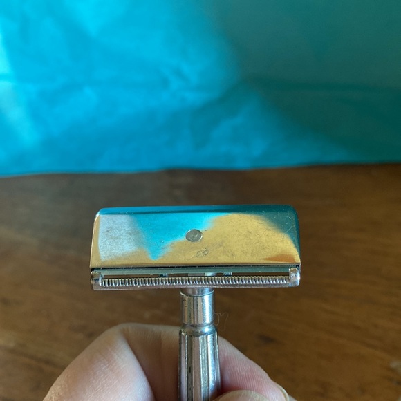 Vintage GEM Micromatic USA Art Deco chrome finish single blade hand held razor - Picture 4 of 9